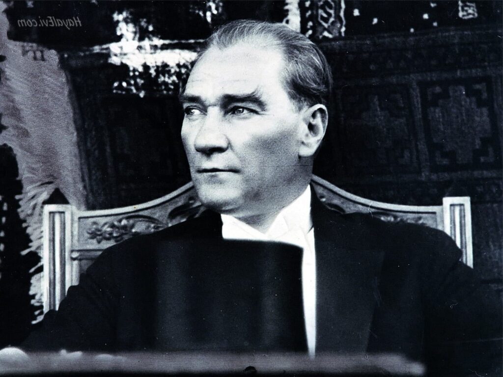 19 Mucizesi ve Atatürk 