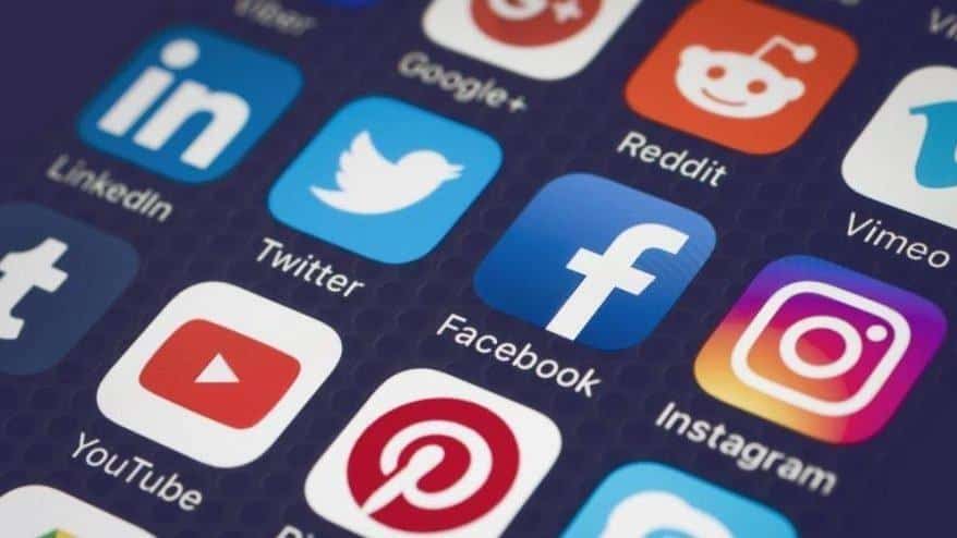 Sosyal medya insanları nasıl etkiliyor