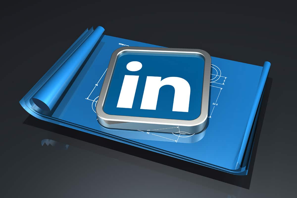 Линкед. LINKEDIN. Значок LINKEDIN. LINKEDIN 2022 профиль. Соцсеть in.