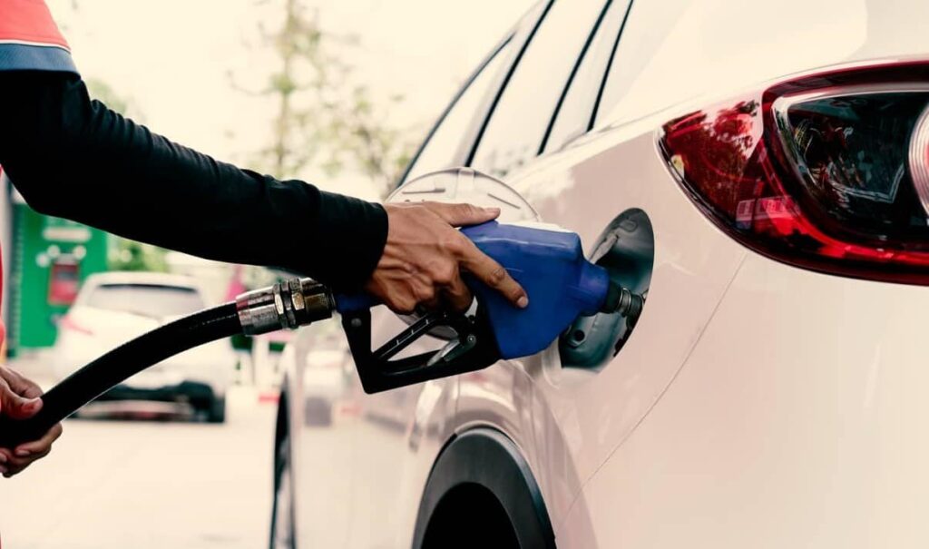 Otomobillerde Dizel Mi Benzin Mi Tercih Edilmeli?