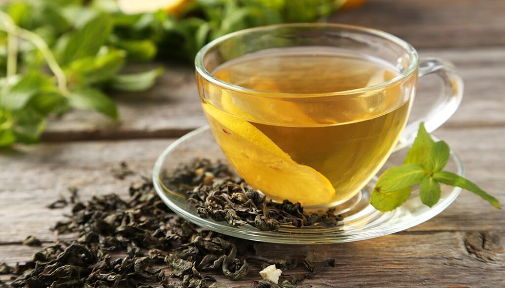 Emziren Anneler Yeşil Çay İçebilir Mi? Yeşil Çay İçmek Zararlı Mıdır?
